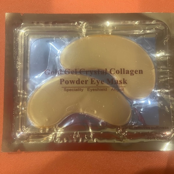 ⚡️⚡️⚡️Kitsch Cream Satin Eye Mask with eye care bundle - Picture 9 of 15